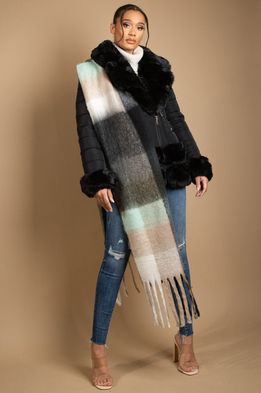 Check Print Fluffy Knit Scarf